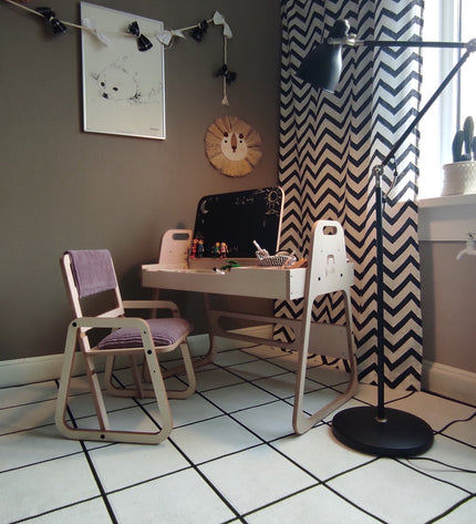 Adjustable Children Montessori Table and Chair Set Julle - Cannon Pink